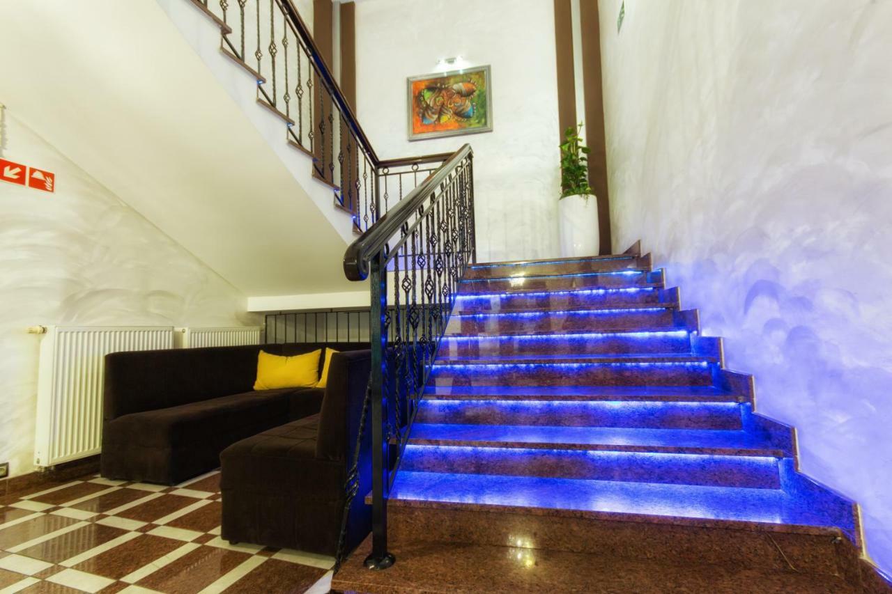 Riverside Hotel Влоцлавек Экстерьер фото